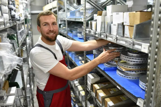 Eckregale im Lager - Lagertechnik Direkt